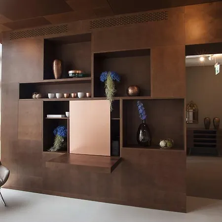 إي إم أي هاوس للأجنحة الفندقية