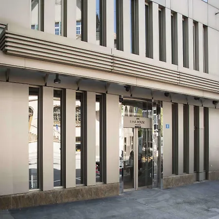 Готель Ema House 4*