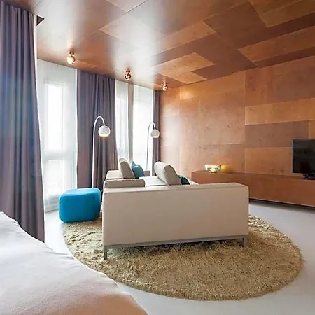 Ema House 4*