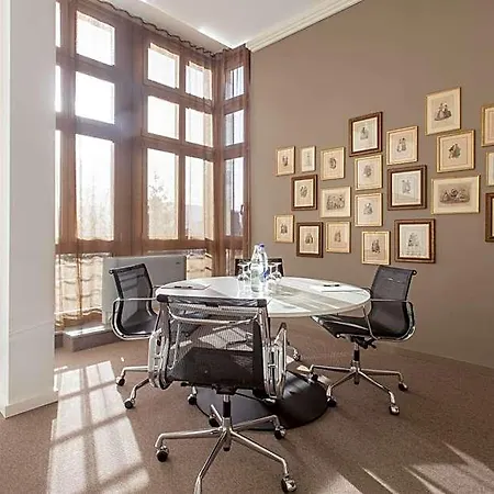 Ema House 4*
