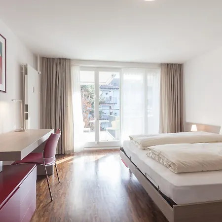 Ema House 4*