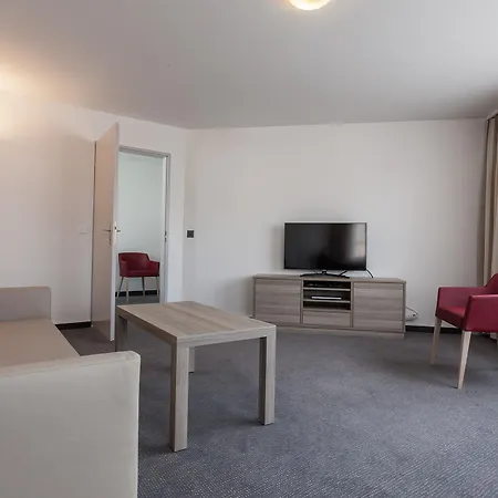 Ema House 4* Цюрих