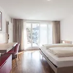 Ema House 4*