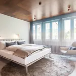 Hotel Ema House 4*