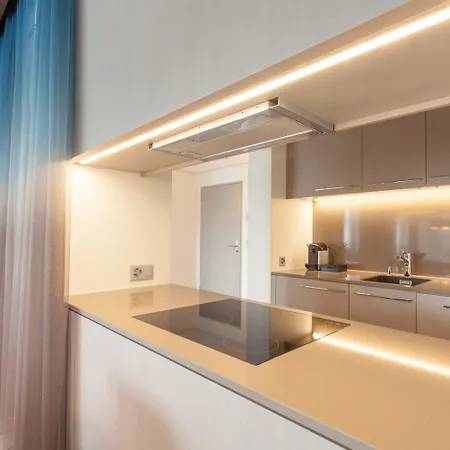 Ema House